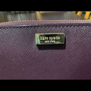 Kate spade zip around wallet